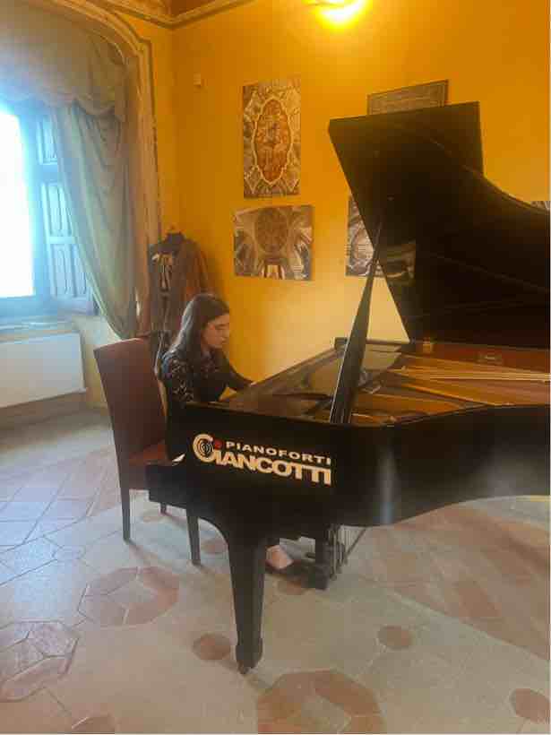 foto-Cacciottolo Concerto di Mariagrazia Cacciottolo nel Castello di Santa Severina